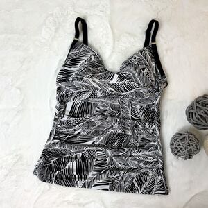 Women’s Calvin Klein tankini top